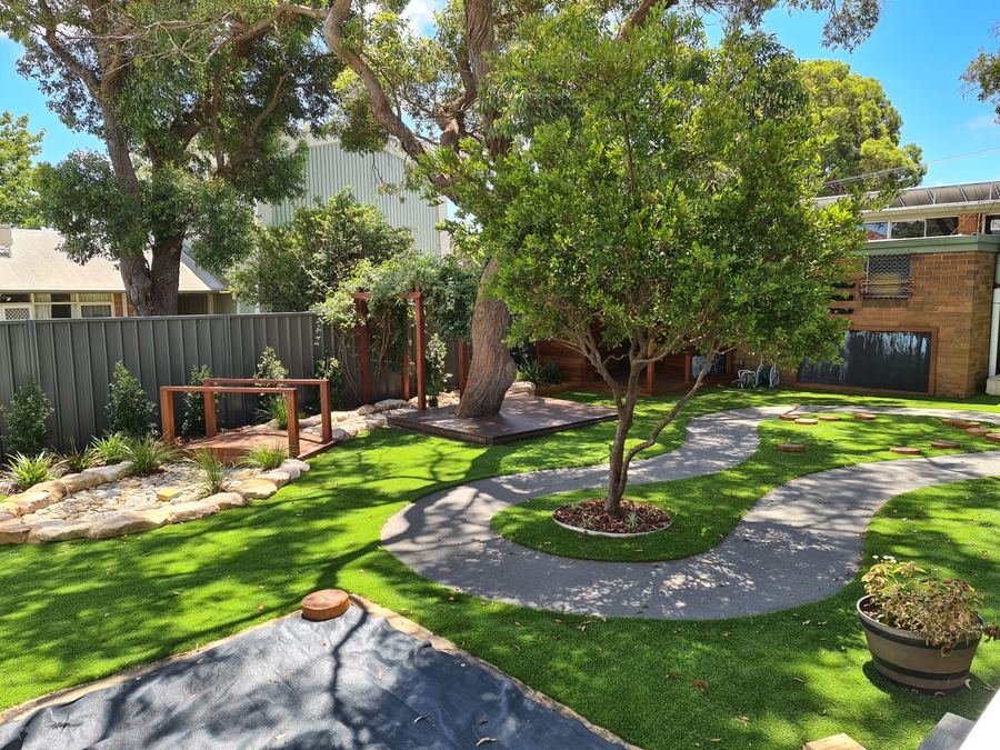 Dudley Avenue, Caringbah South
